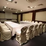 No 19 Boutique 4*