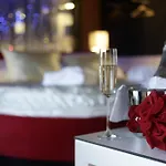 No:19 Boutique