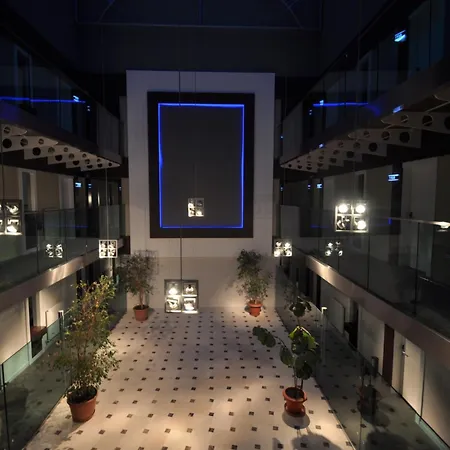 No 19 Boutique Hotel