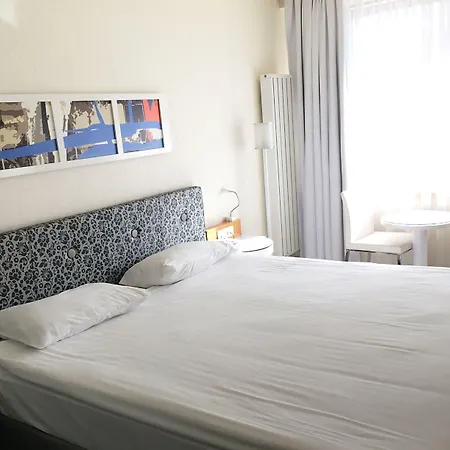 No 19 Boutique Hotel