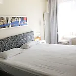 No 19 Boutique Hotel