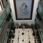 No 19 Boutique 4*