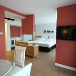 No 19 Boutique Hotel