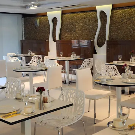 No 19 Boutique Hotel 4*