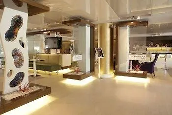 No 19 Boutique Hotell 4*